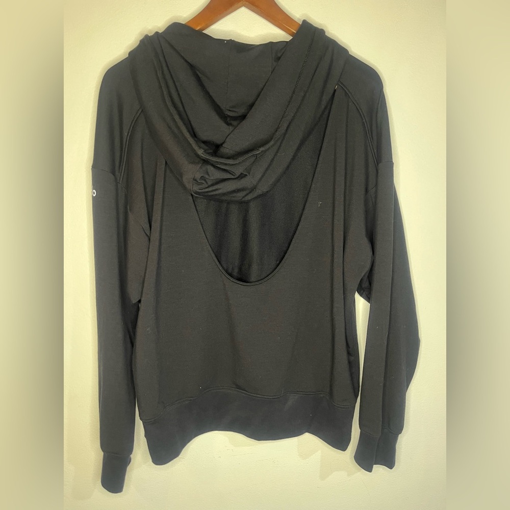 ALO Yoga Open Back Hoodie in Black